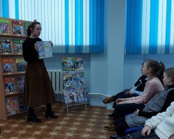 Дети познакомились с журналами серии «Рюкзачок»  в библиотеке № 14 имени Ф. Богушевича